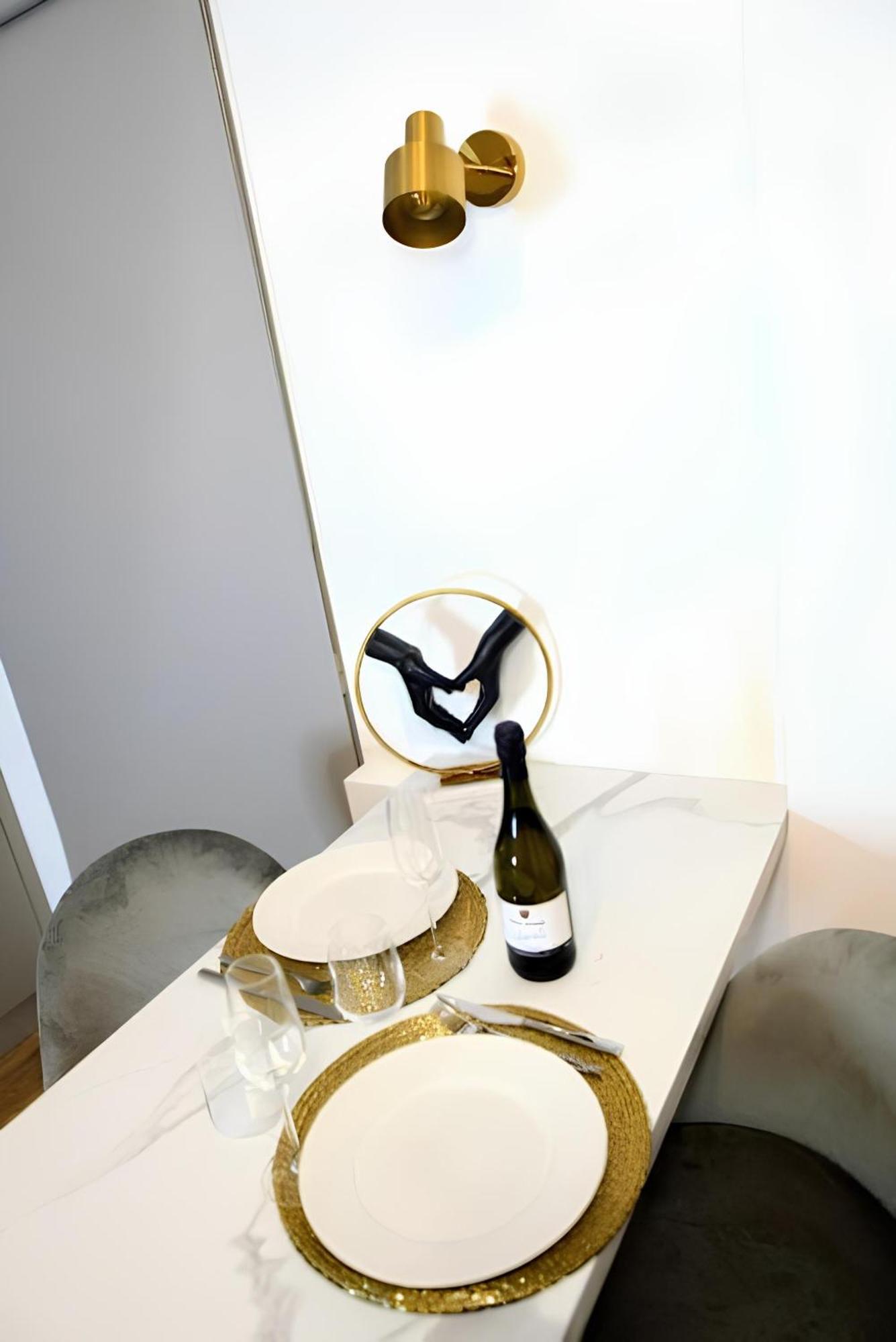 Vuel Sea View House -10 Minutes From The Airport Appartamento *